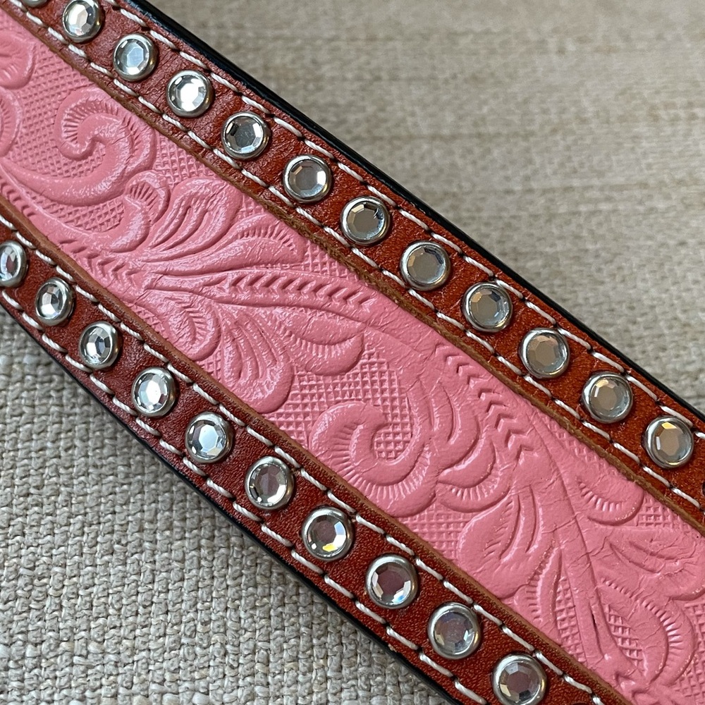 3D Pink Rhinestone Belt 32” - Picture 6 of 7